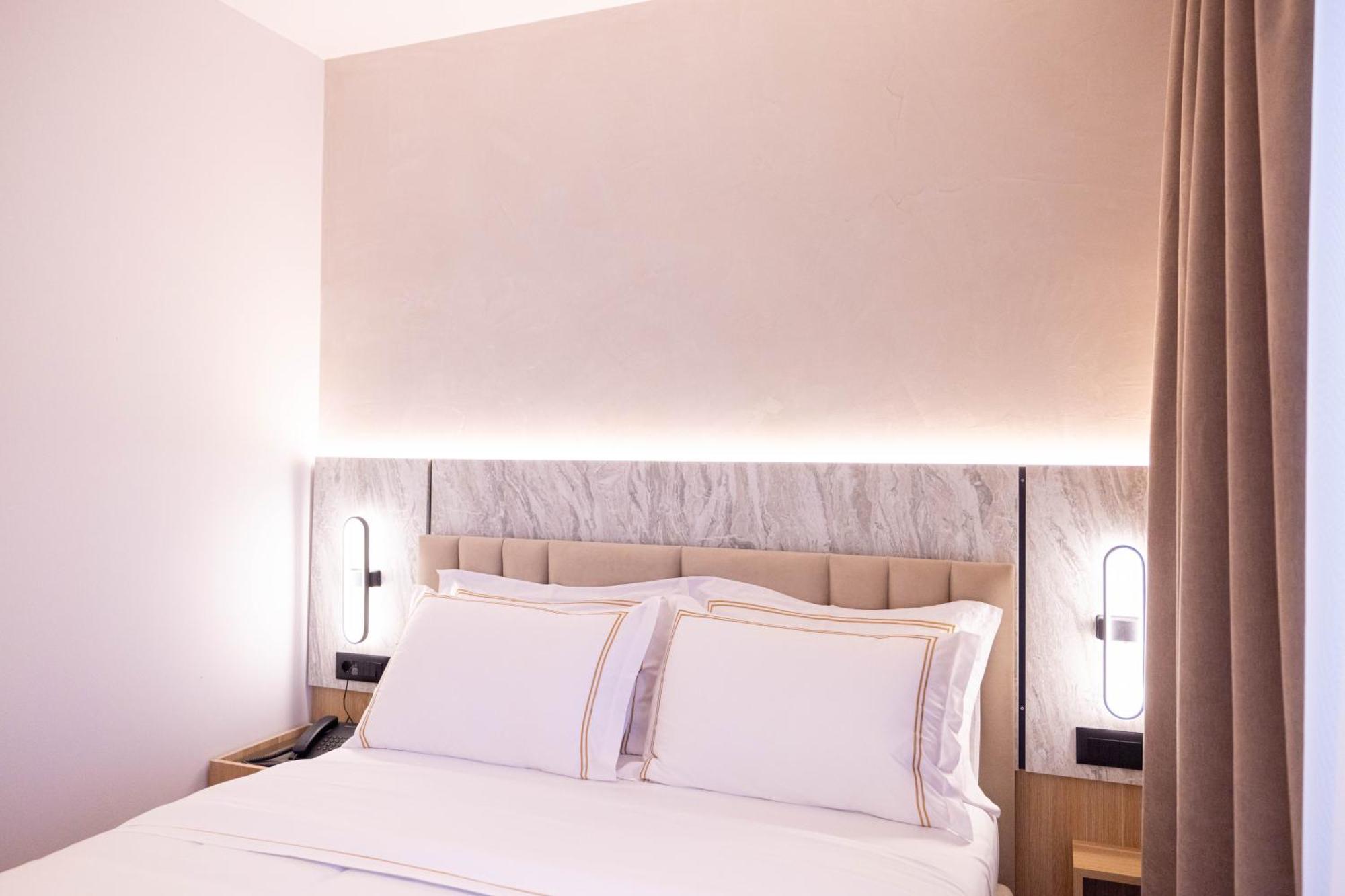 Tris3 Hotel Radhimë Eksteriør bilde